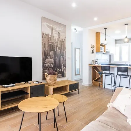 Beautiful In Apartment